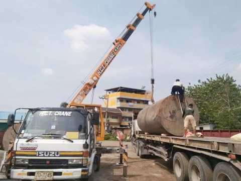 รถเครนให้เช่า งานยกถังเหล็กอุตสาหกรรม รถเครนให้เช่า งานยกถังเหล็กอุตสาหกรรม